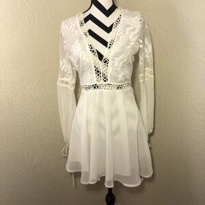 White Long Sleeve Mini Dress Size M